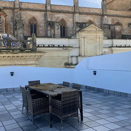 Torre De Santa Maria Apartment Utrera